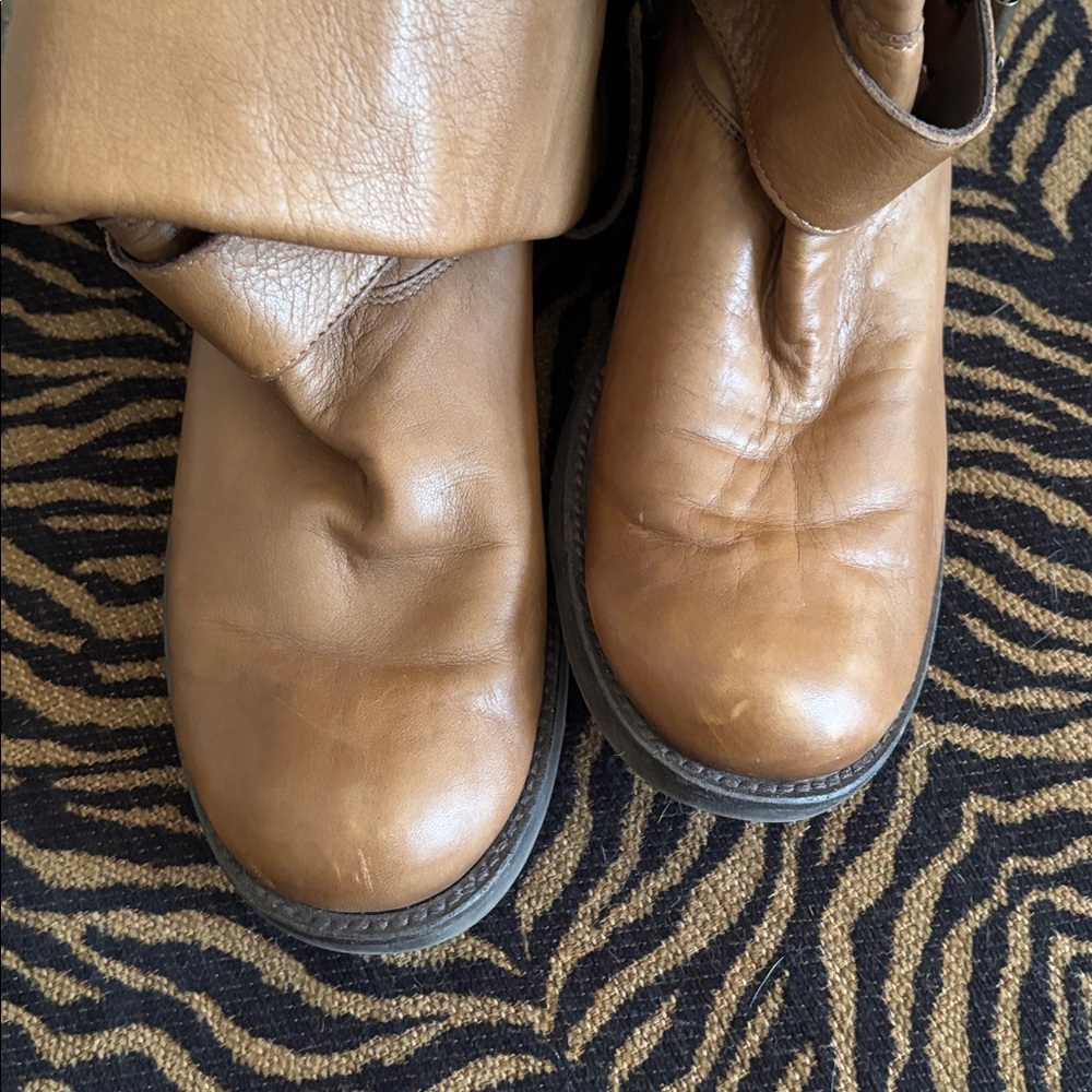 Gorgeous Vintage Leather Boots! - Picture 7 of 7